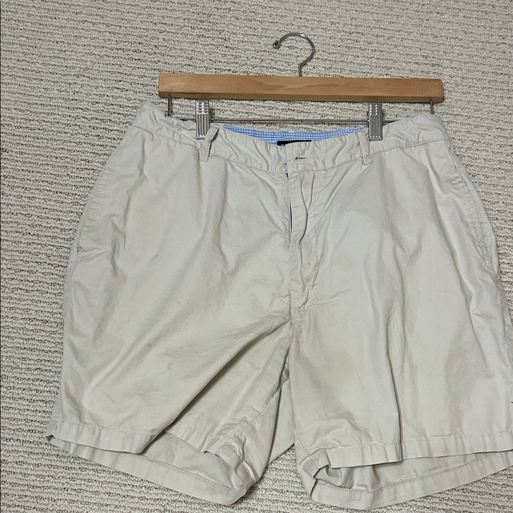Southern Marsh Men's Cream Flat Front Shorts